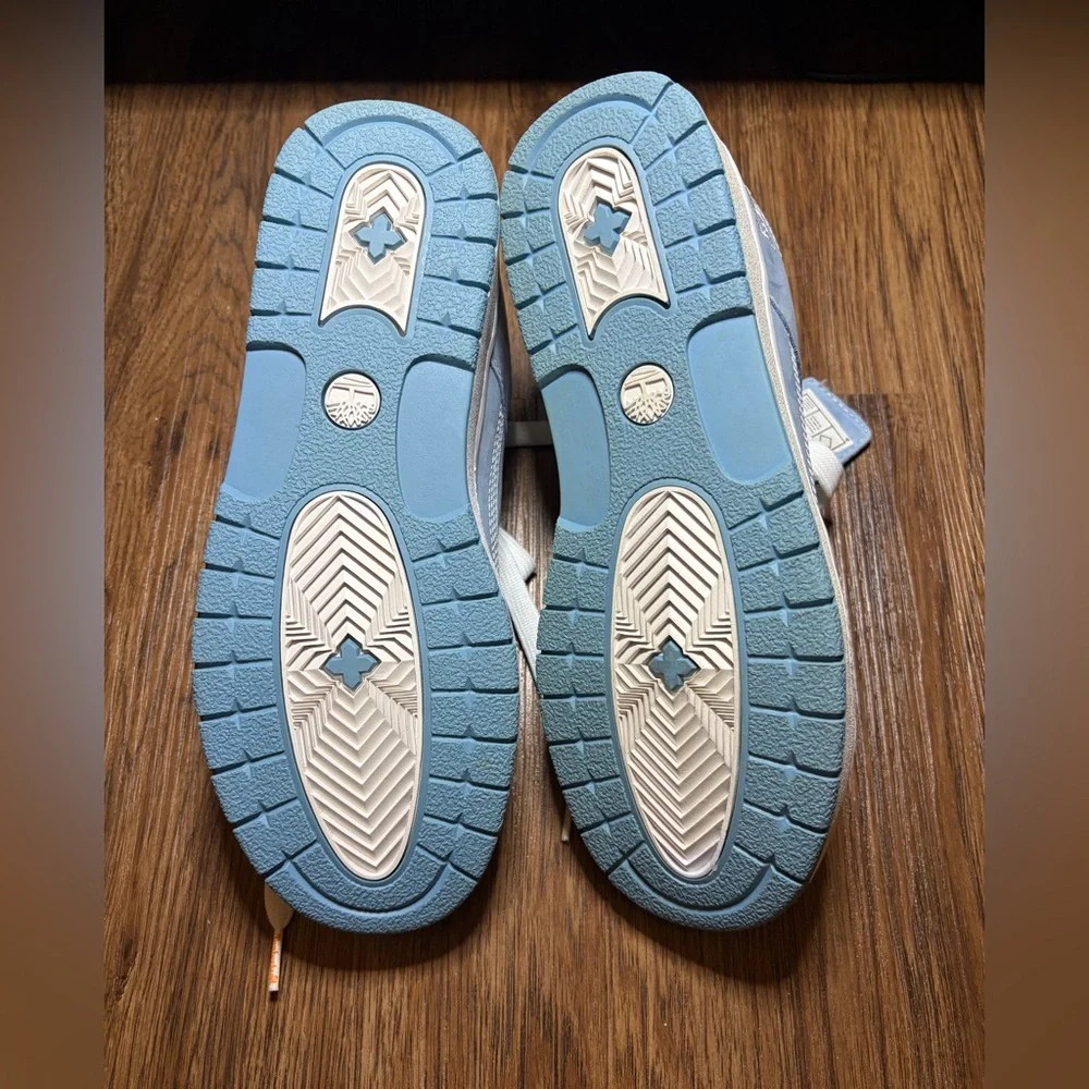 Timberland Light Blue Athletic Shoes - Picture 4 of 4
